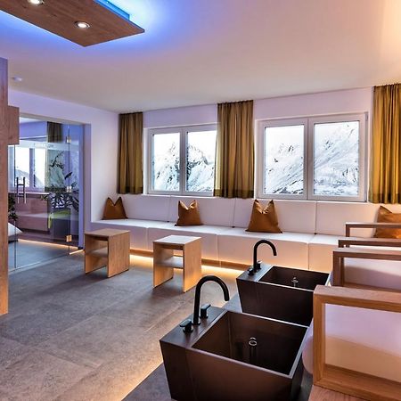 Hotel St-Leonhard Sankt Leonhard im Pitztal Eksteriør billede
