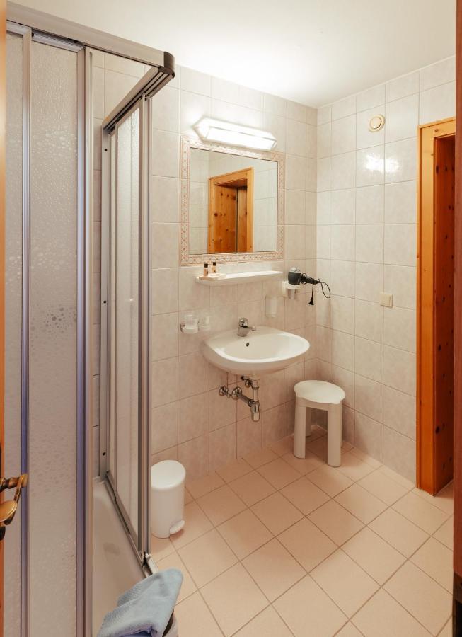 Hotel St-Leonhard Sankt Leonhard im Pitztal Eksteriør billede