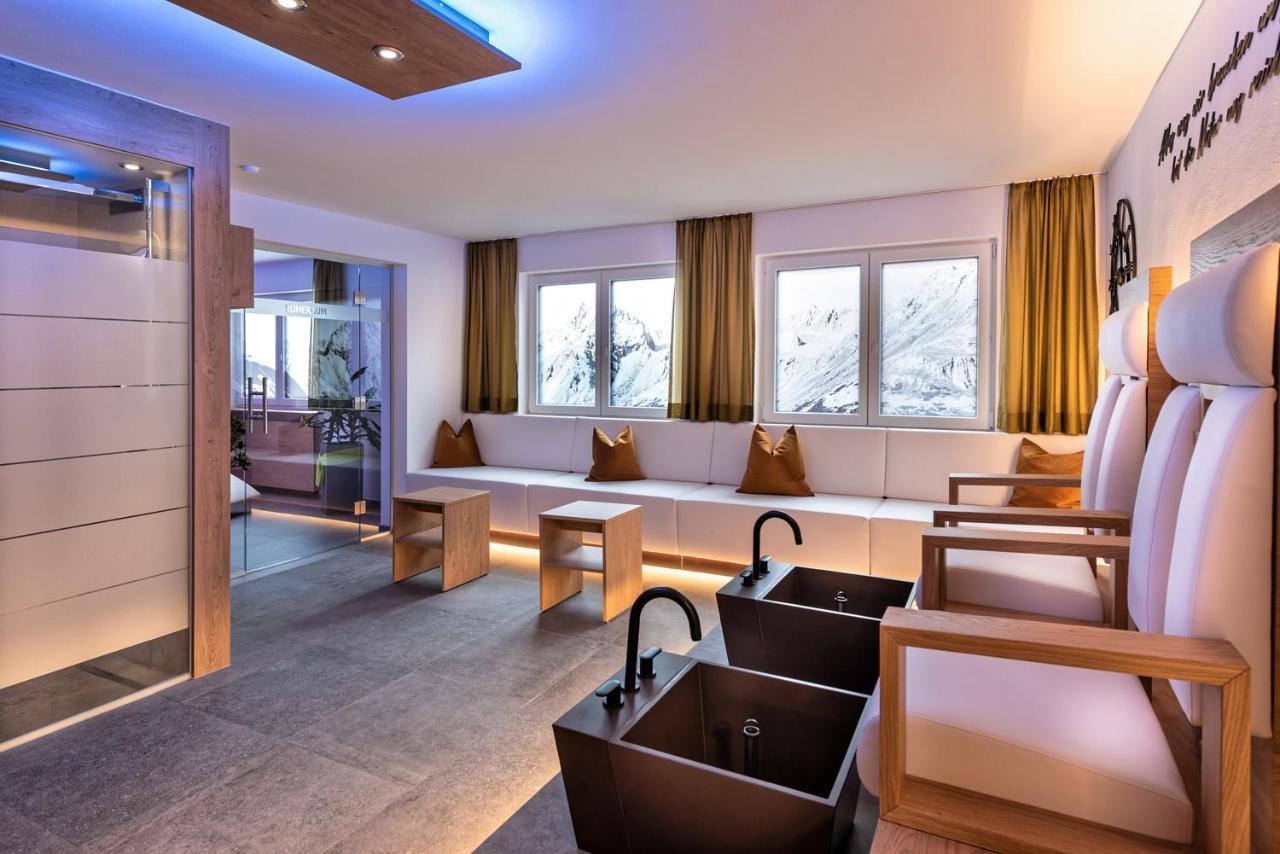 Hotel St-Leonhard Sankt Leonhard im Pitztal Eksteriør billede