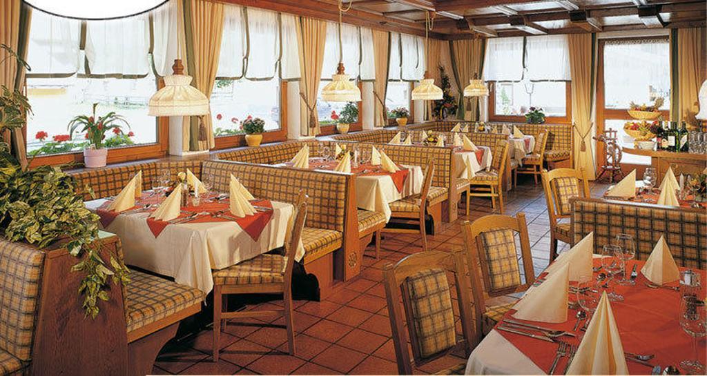 Hotel St-Leonhard Sankt Leonhard im Pitztal Eksteriør billede